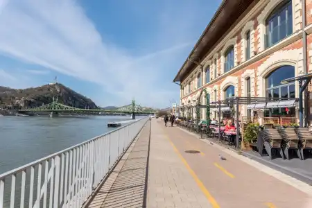 Eladó téglalakás, Budapest, IX. kerület 2 szoba 70 m² 99 M Ft