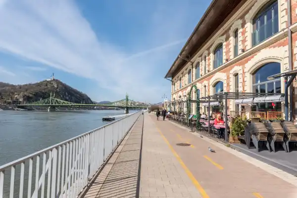 Eladó téglalakás, Budapest, IX. kerület 3 szoba 80 m² 99 M Ft